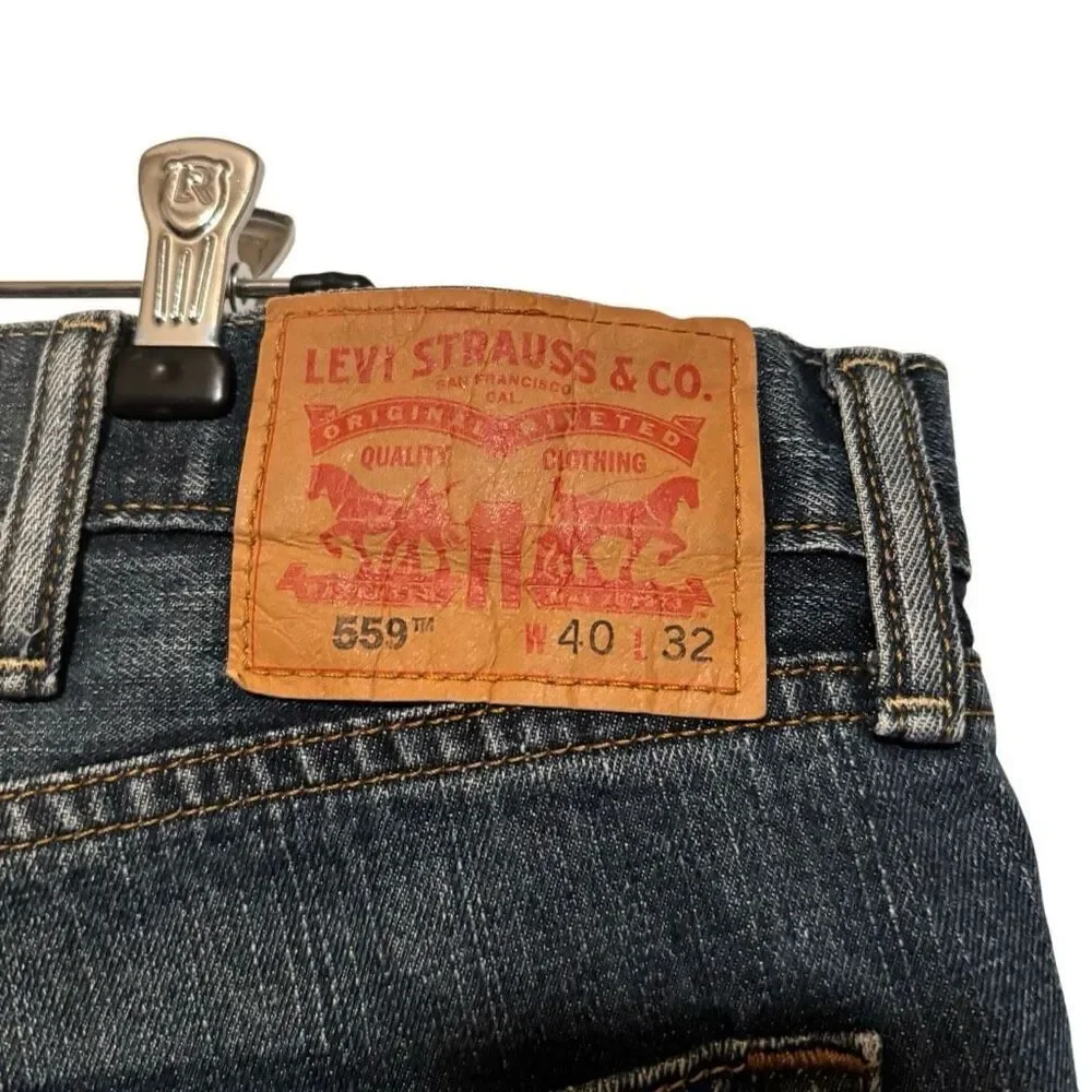 Levi’s 559 Relaxed Straight Size 40x32 Jeans